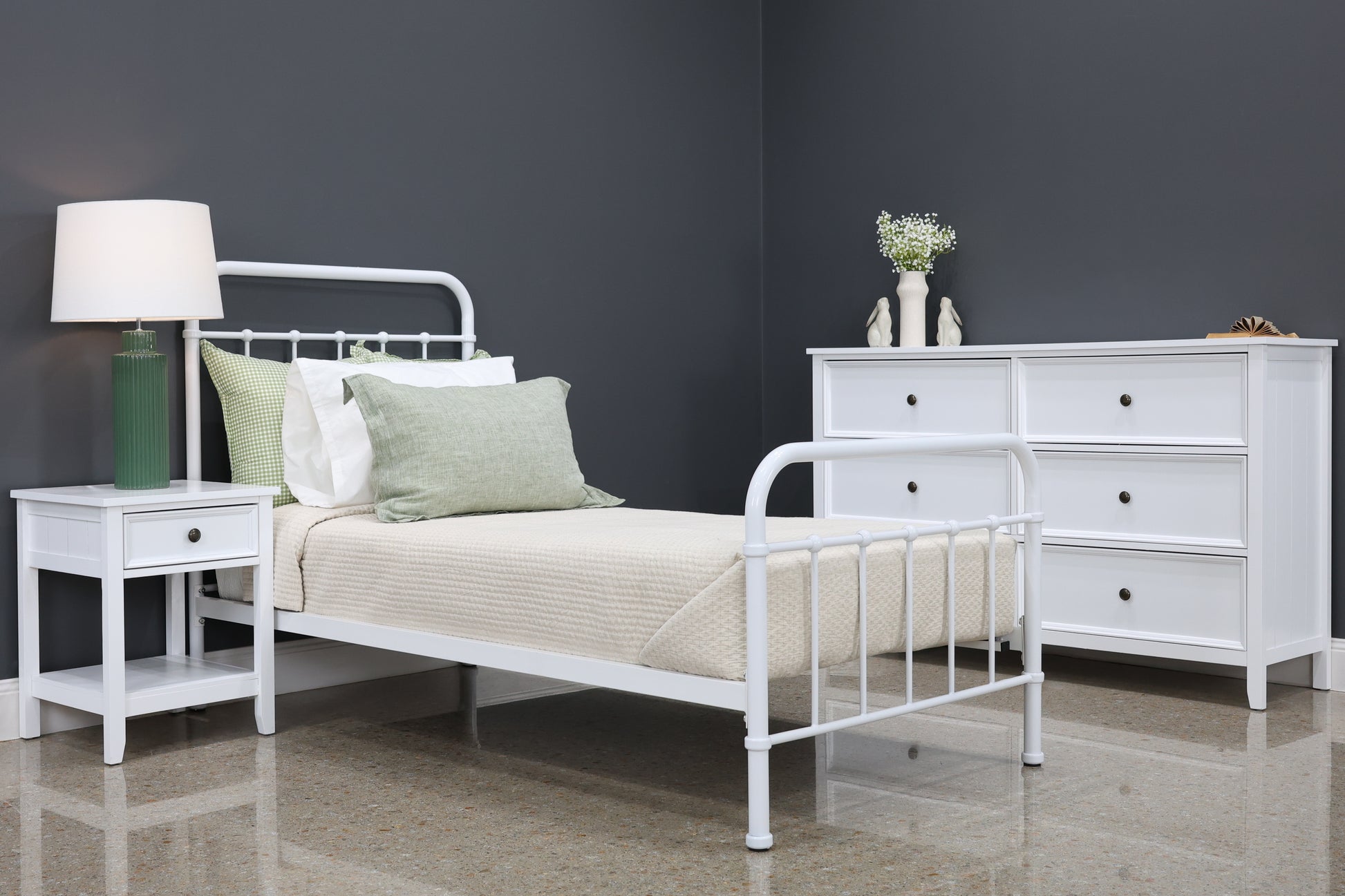 Emerald Bed - White