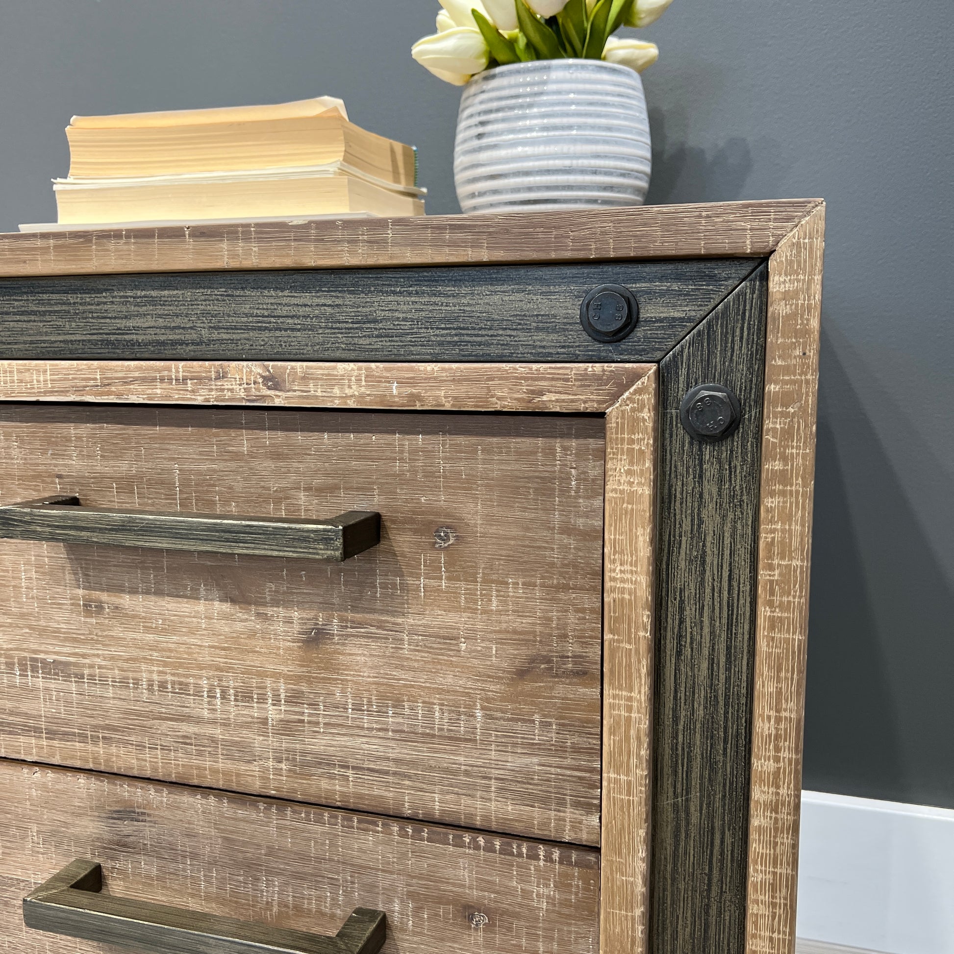 Ballarat Bedside w/ 2 Drawers