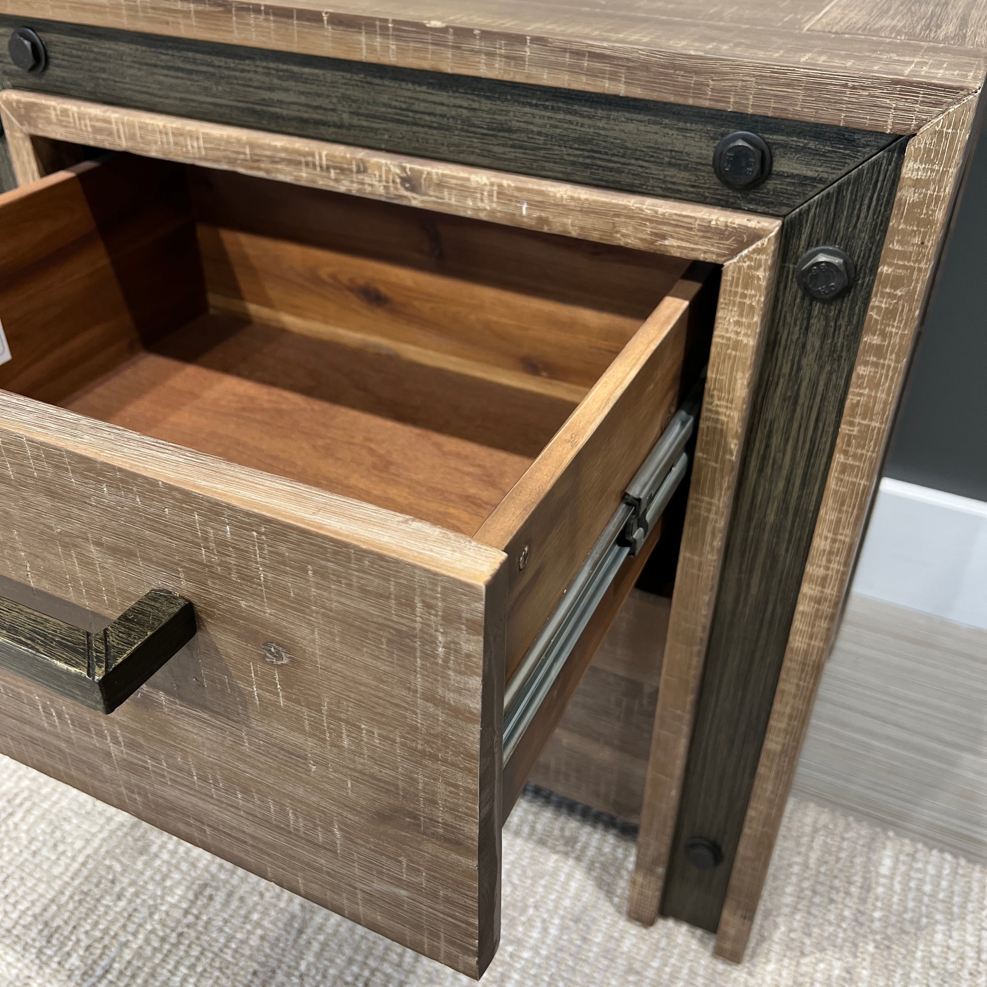 Ballarat Bedside w/ 2 Drawers