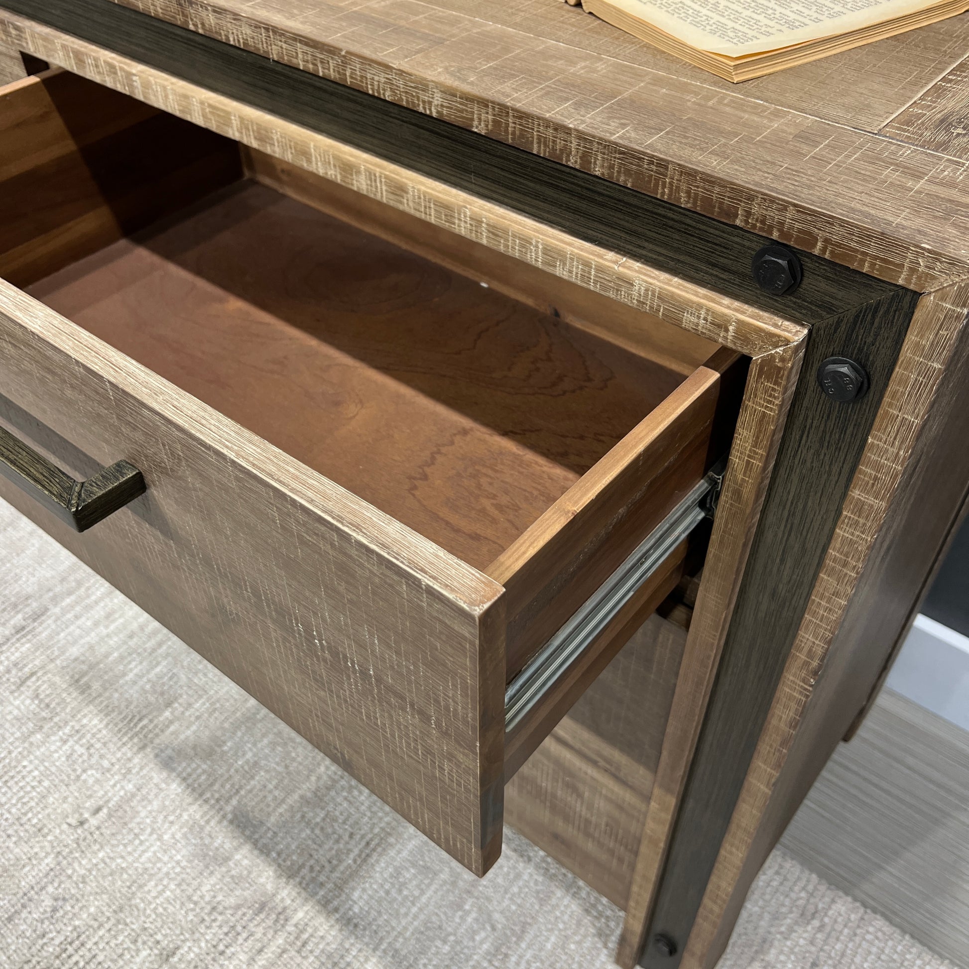 Ballarat Dresser 6 Drawer