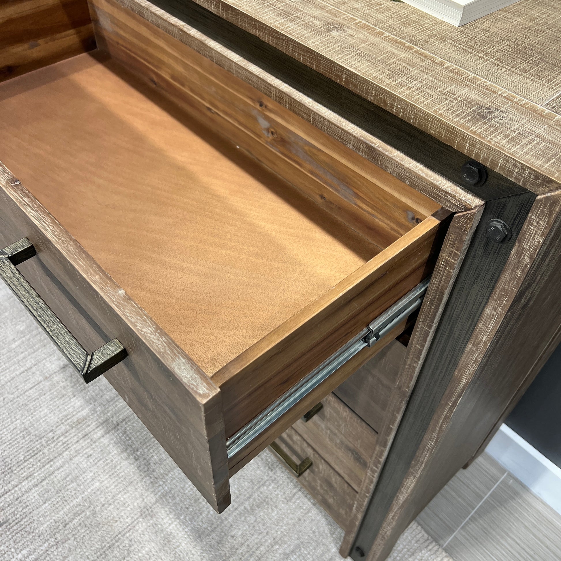 Ballarat Tallboy 4 Drawer