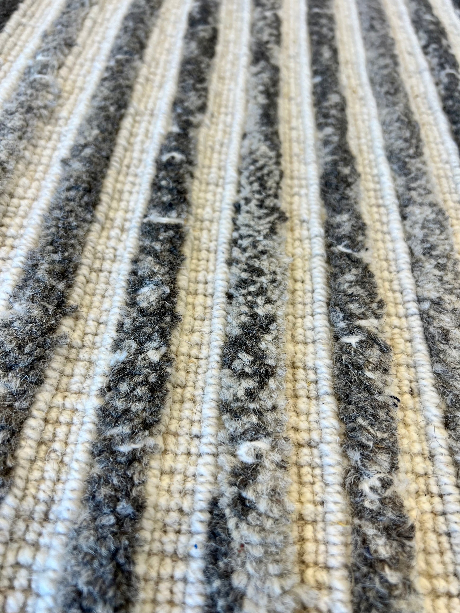 Radford Rug - Grey/Ivory