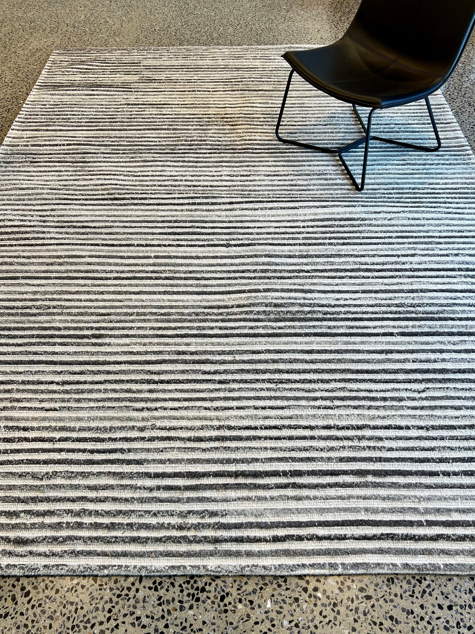 Radford Rug - Grey/Ivory