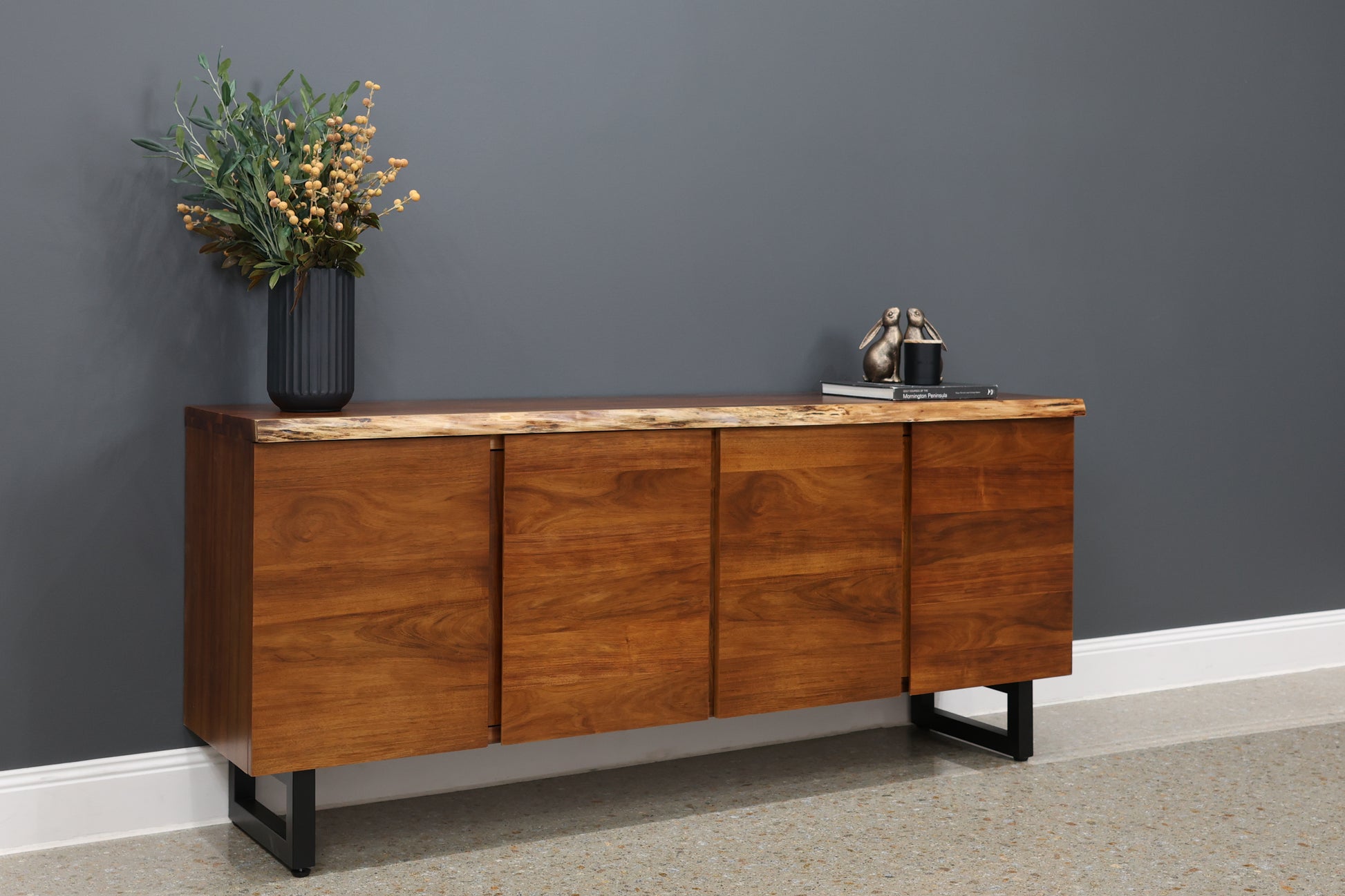 Dark Valley Buffet 4 Doors