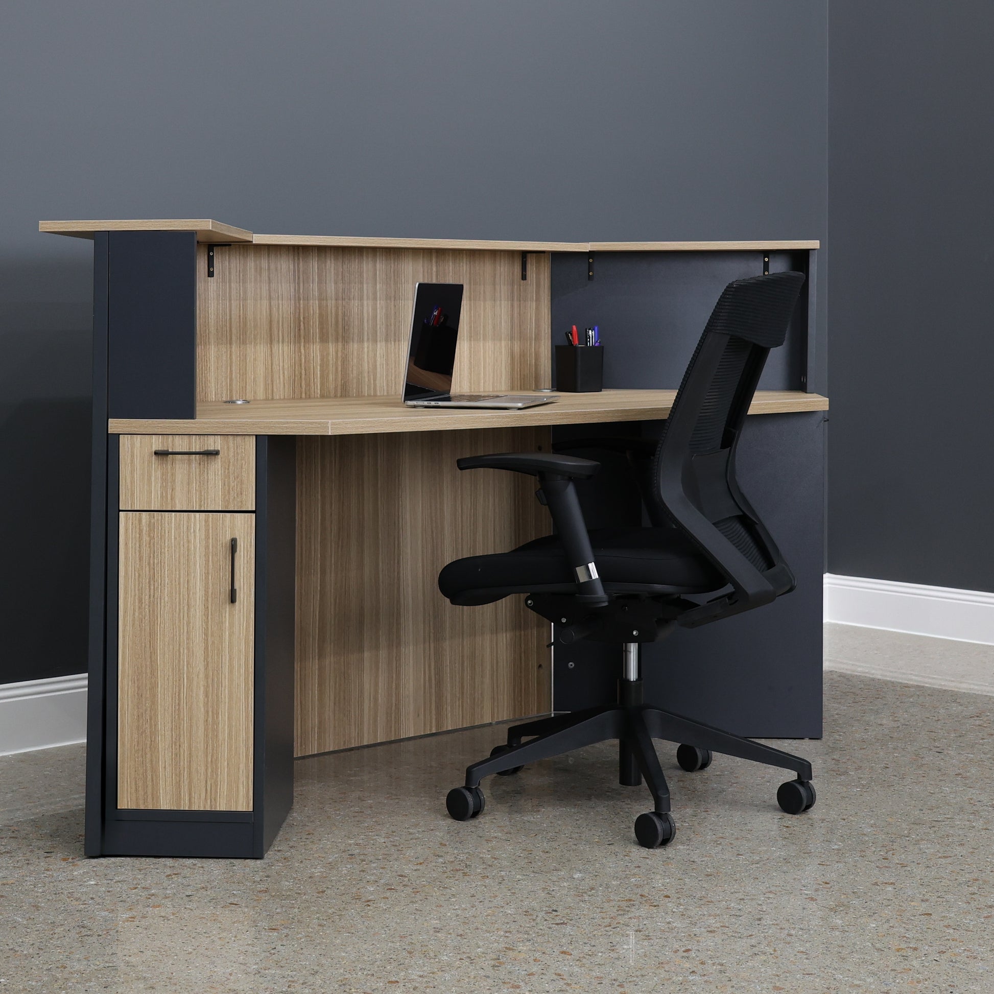 Performance Reception Counter – Natural Oak / Charcoal