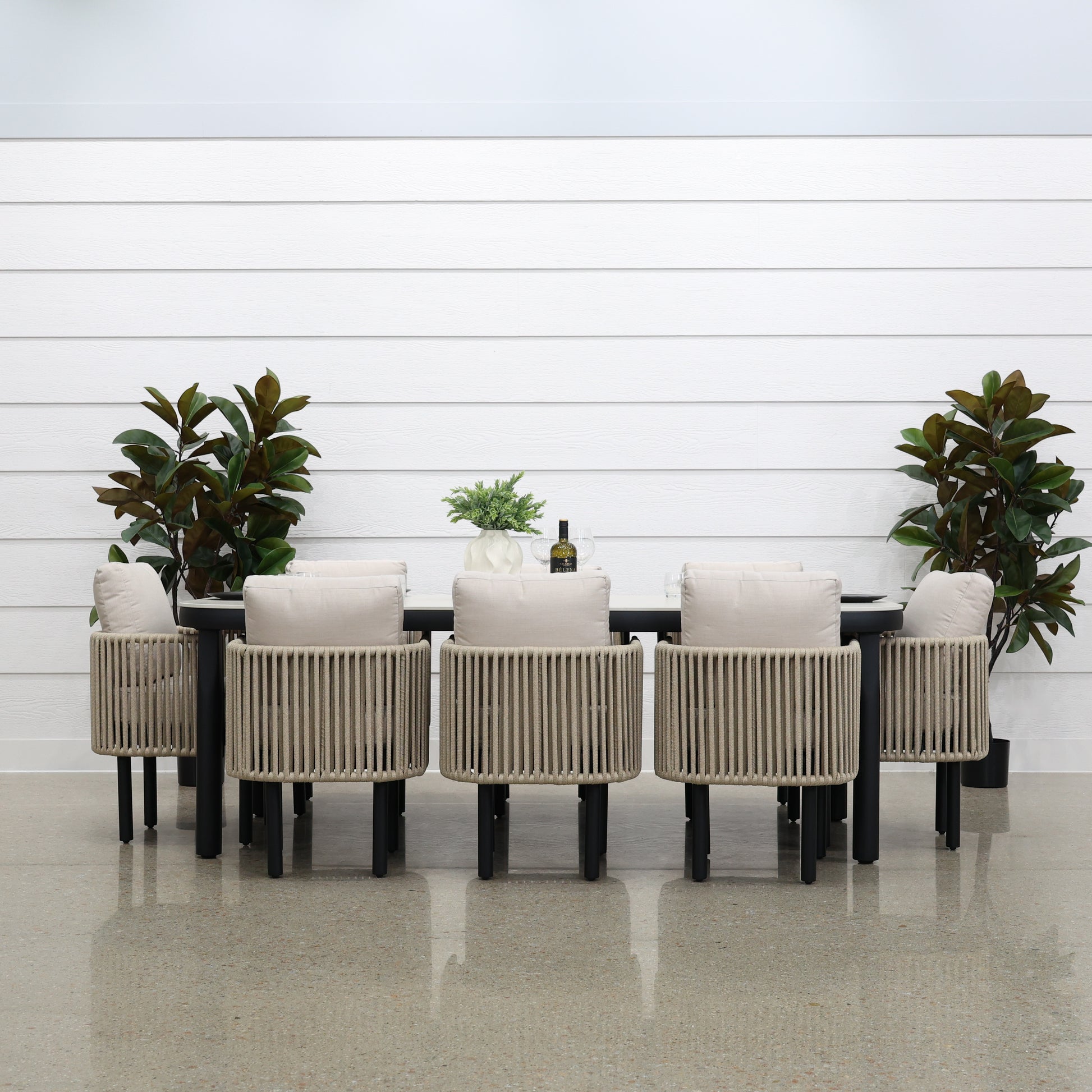 Harbour Dining Table