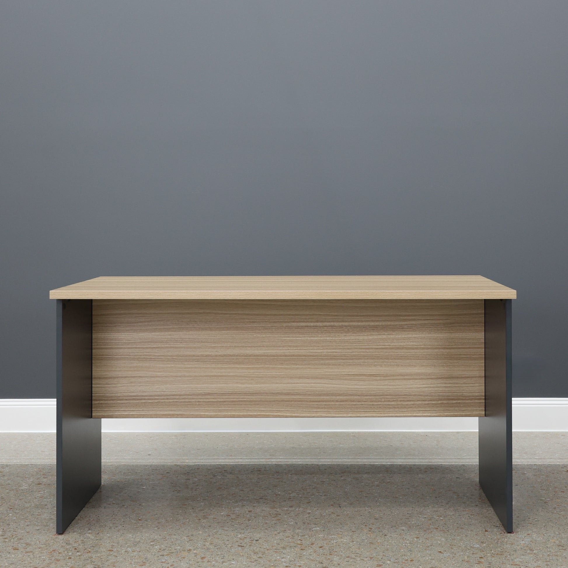 Performance 1400 Office Desk - Natural Oak/ Charcoal