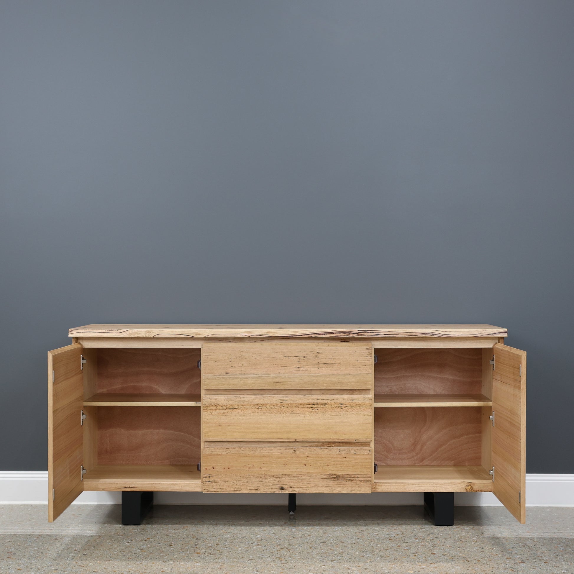 Peninsula Buffet 180cm L