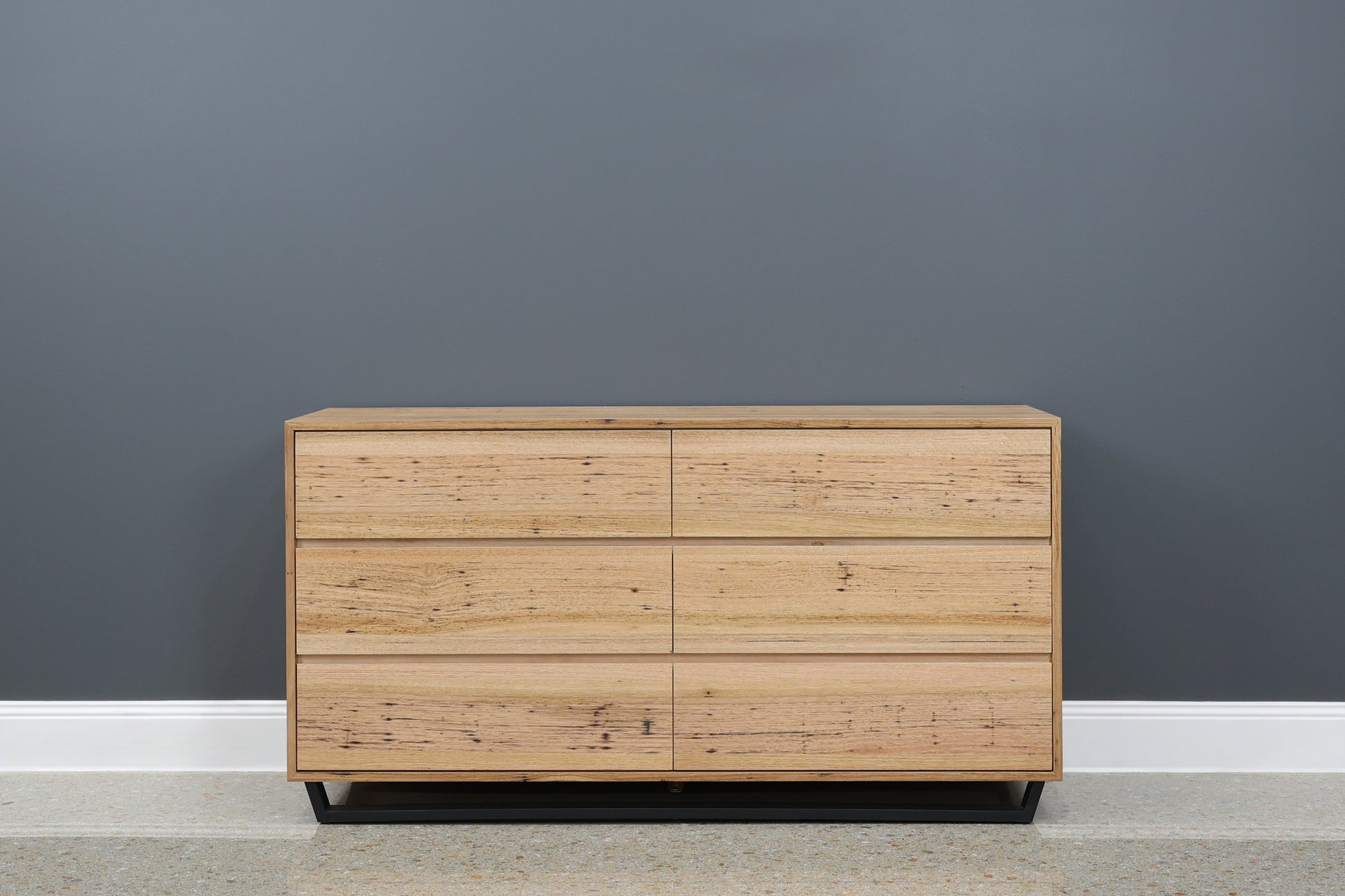 Peninsula Dresser
