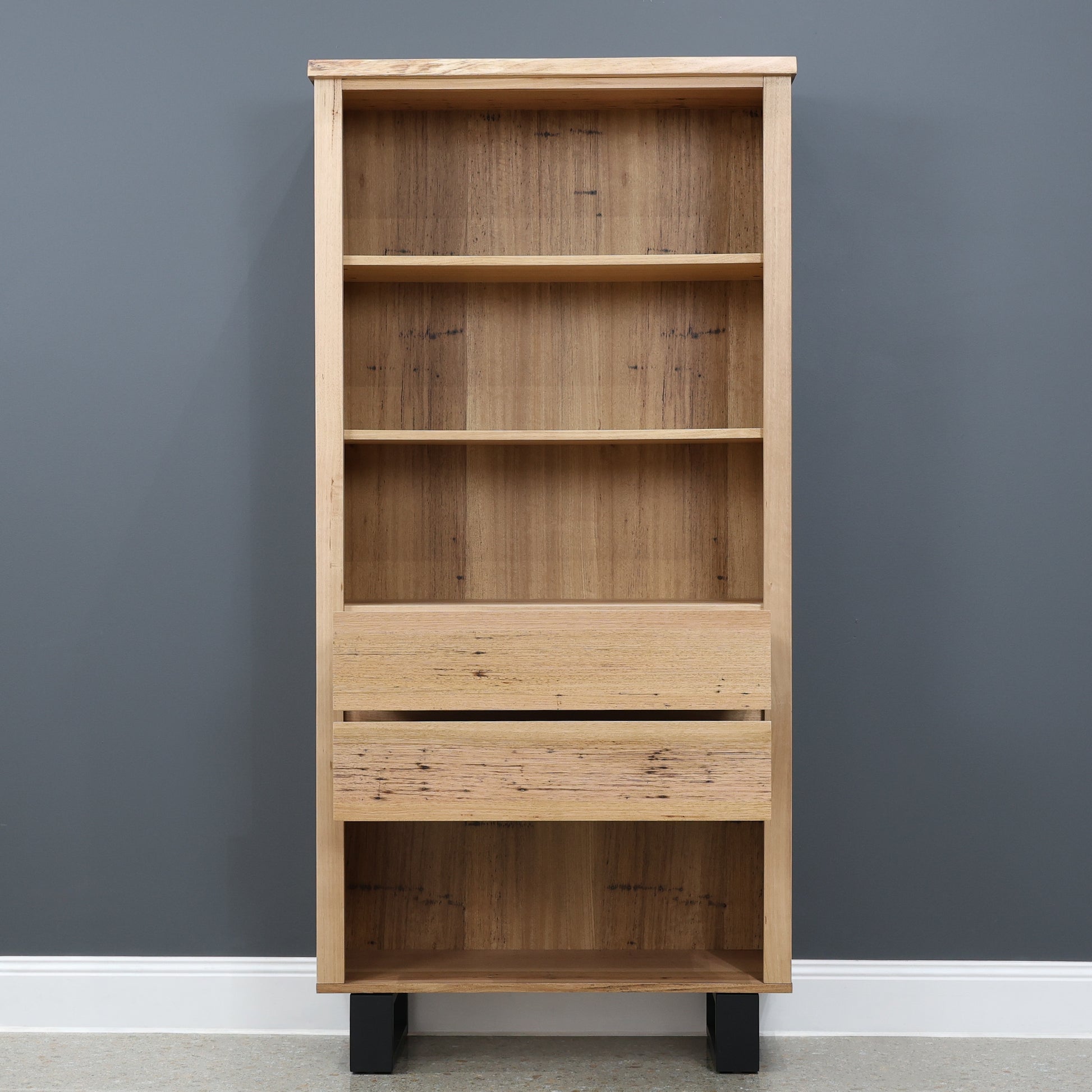 Peninsula Display Unit