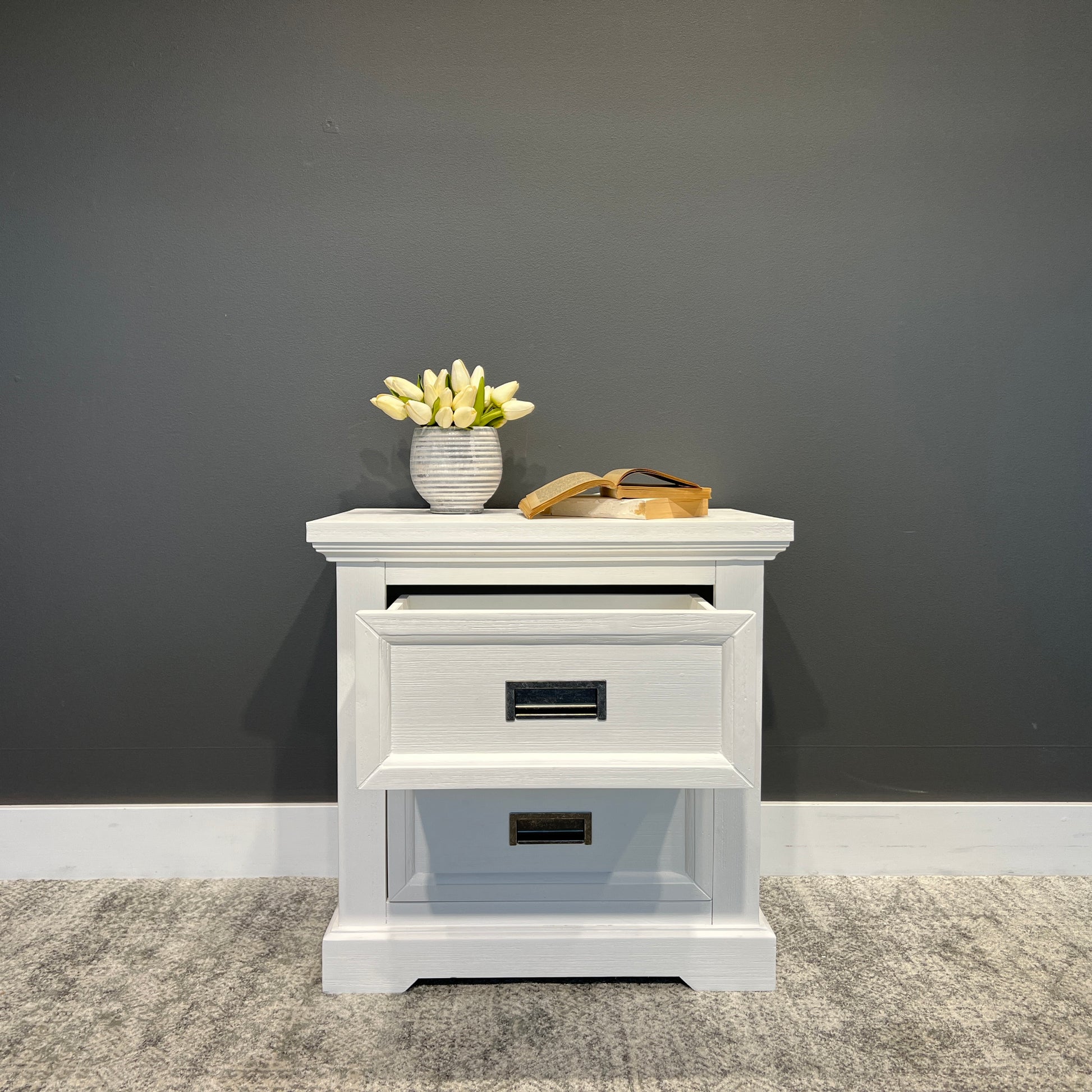 Provedore All White Bedside