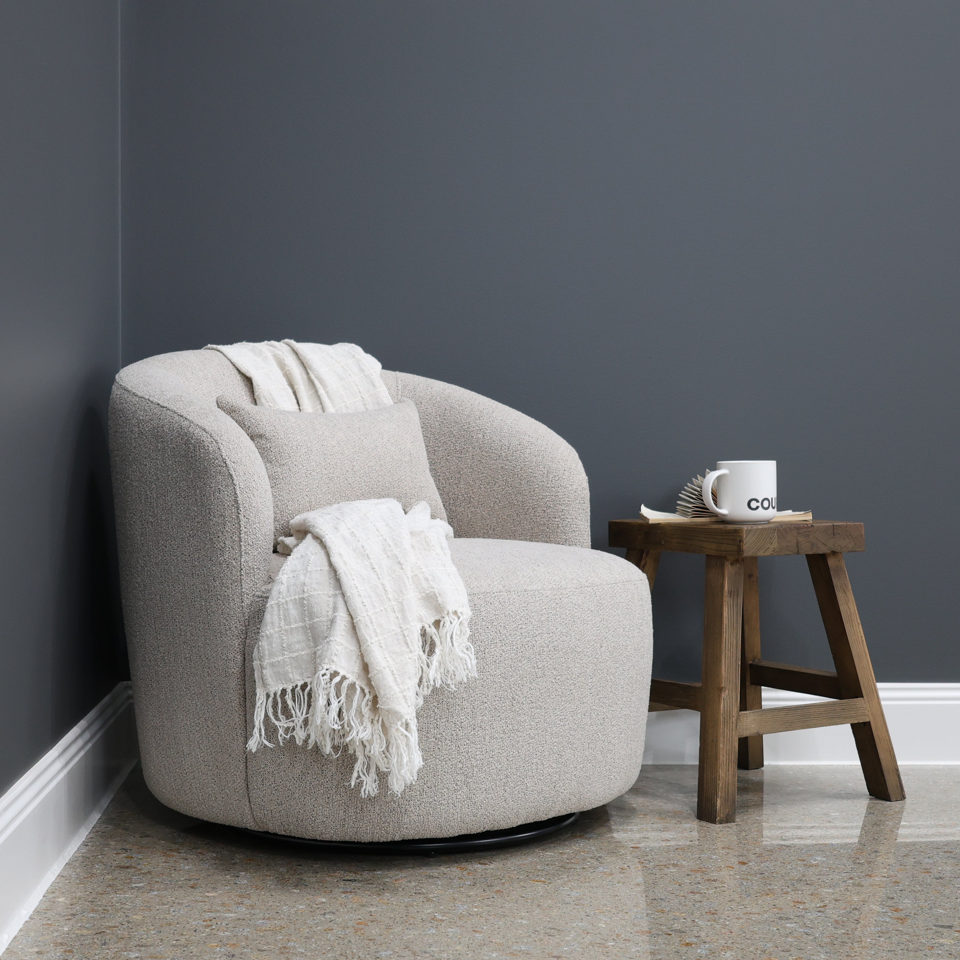 Swivel Tub Chair - Natural