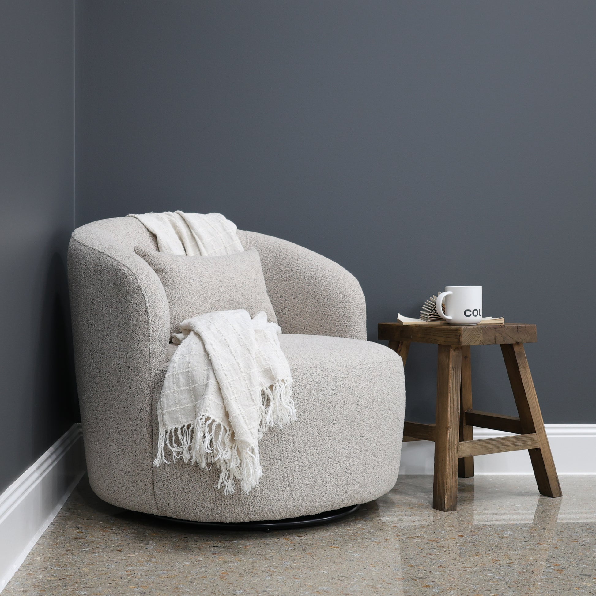 Swivel Tub Chair - Natural