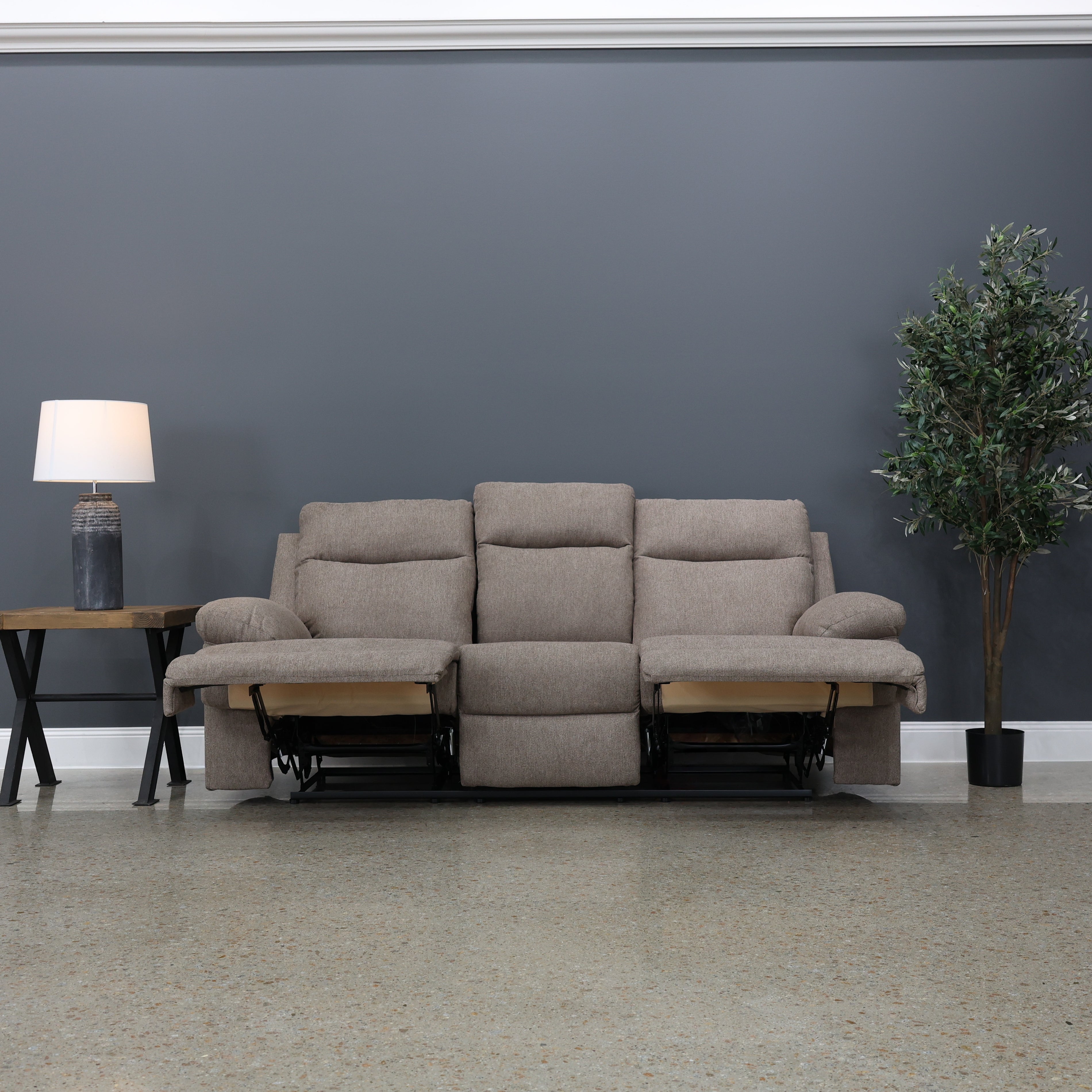 Sunbury Reclining Sofa w/ Drop Down Table