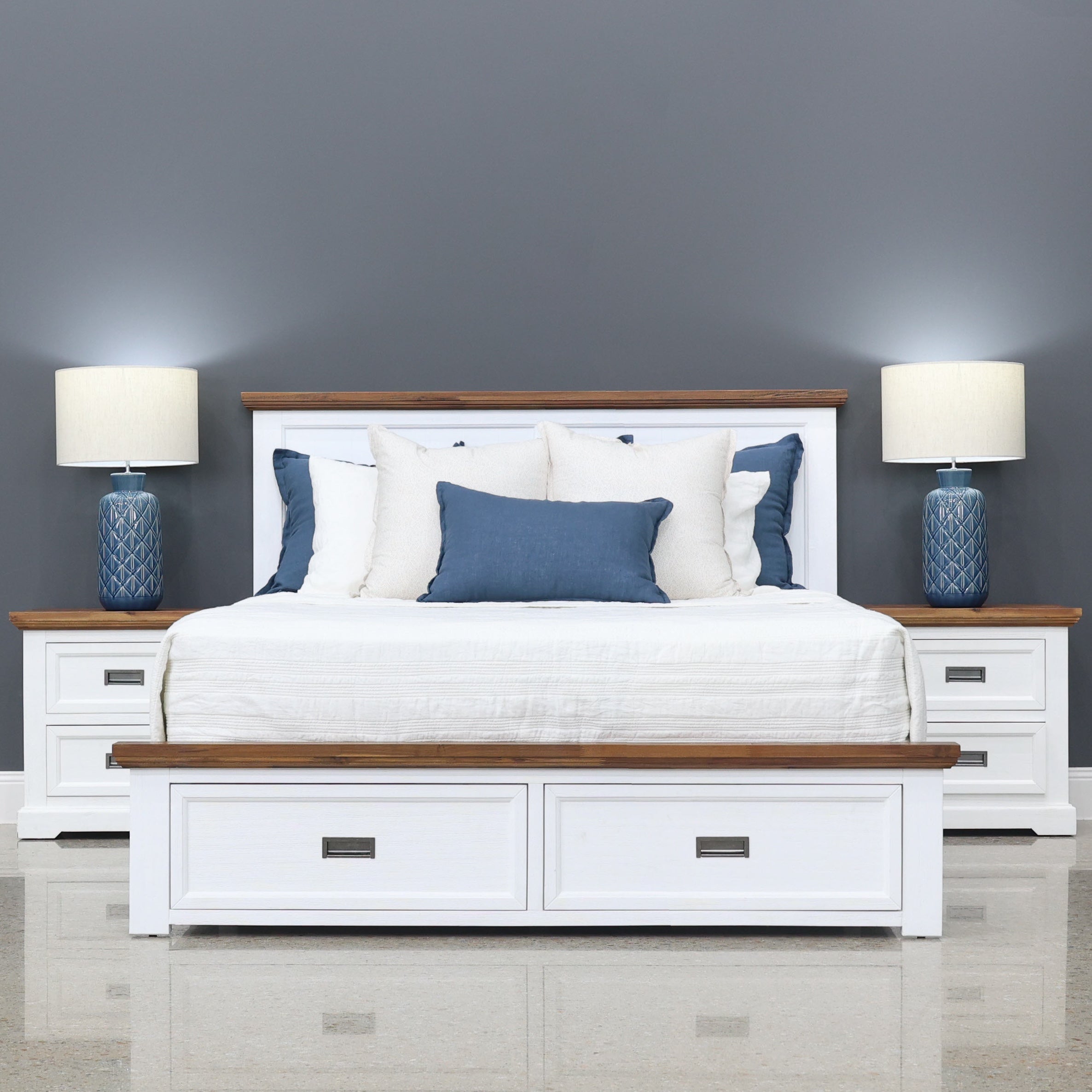 Provedore Two Tone Bed w/ Storage