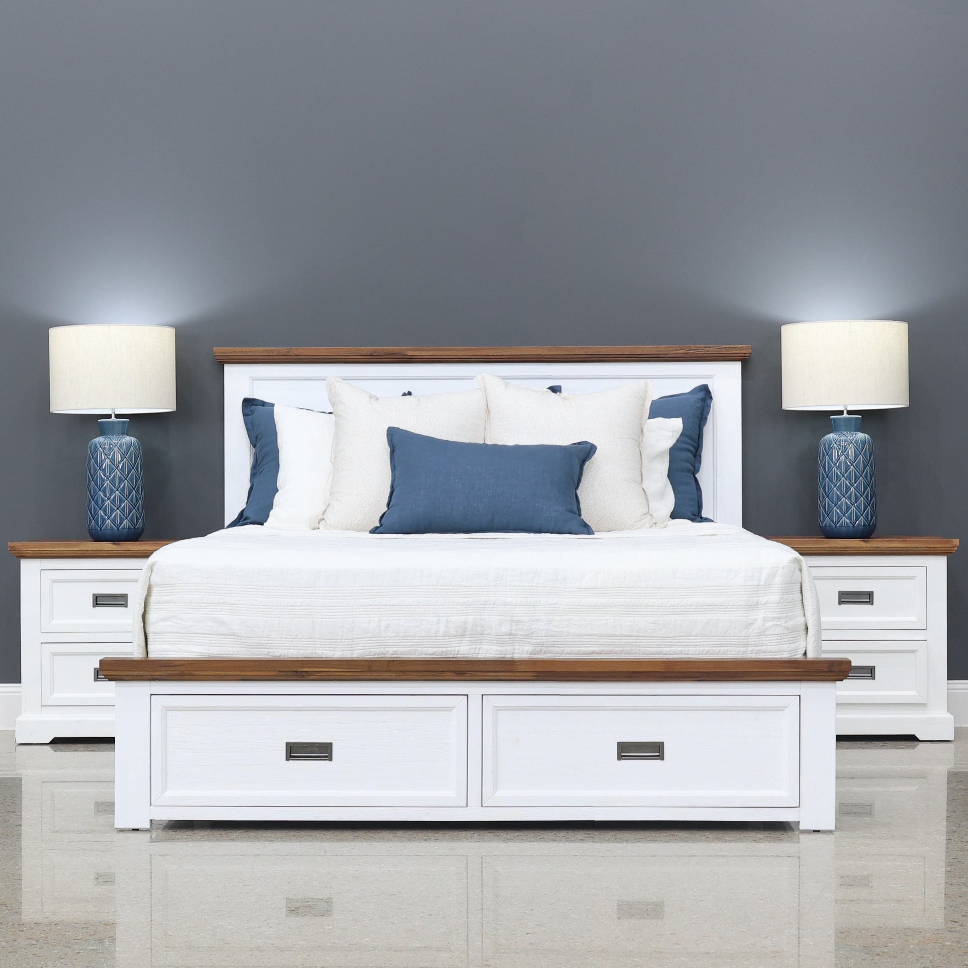 Provedore Two Tone Bed w/ Storage