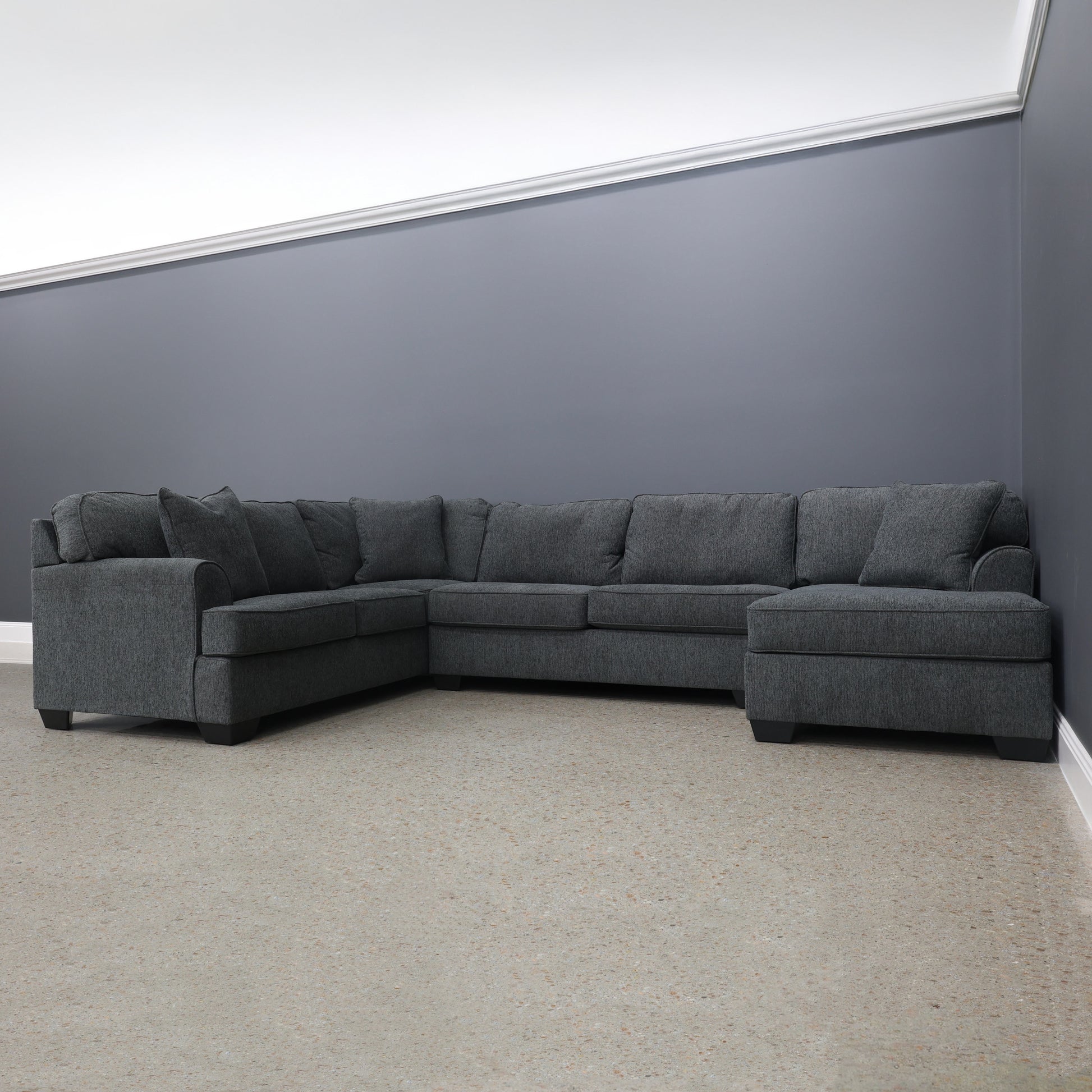 Norwood Corner Lounge w/ RHF Chaise - Dark Grey