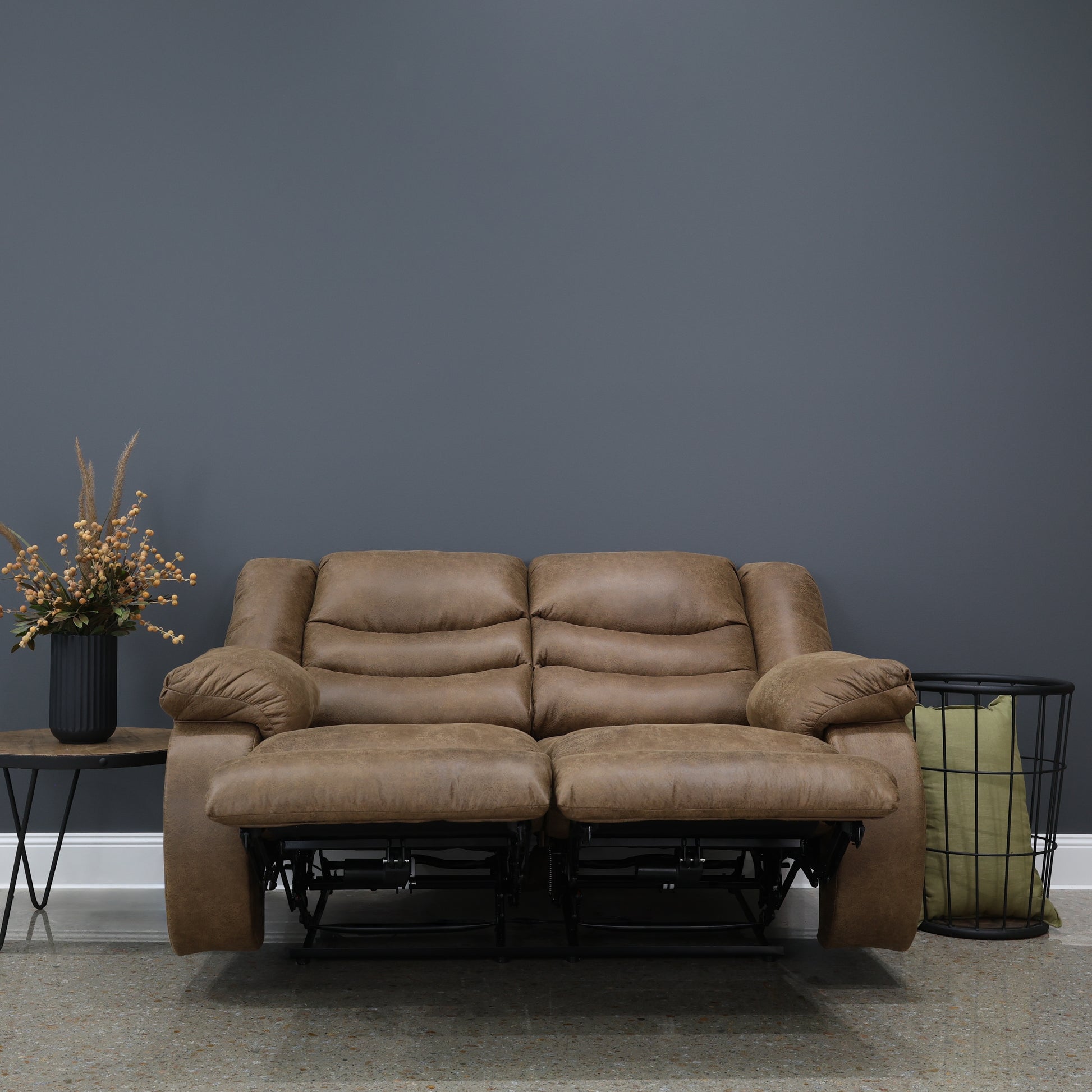 Werribee Electric Reclining Loveseat - Tan