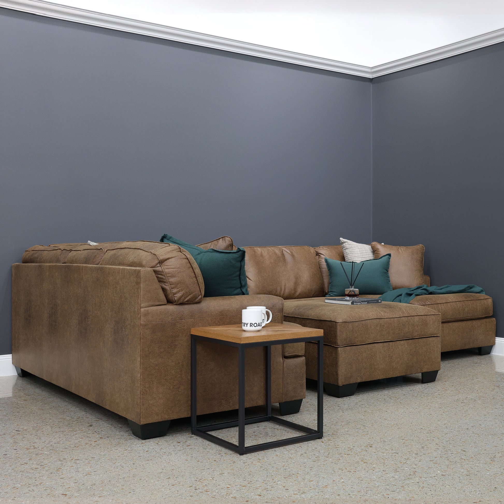 Norwood Corner Lounge w/ RHF Chaise - Tan Leather Air