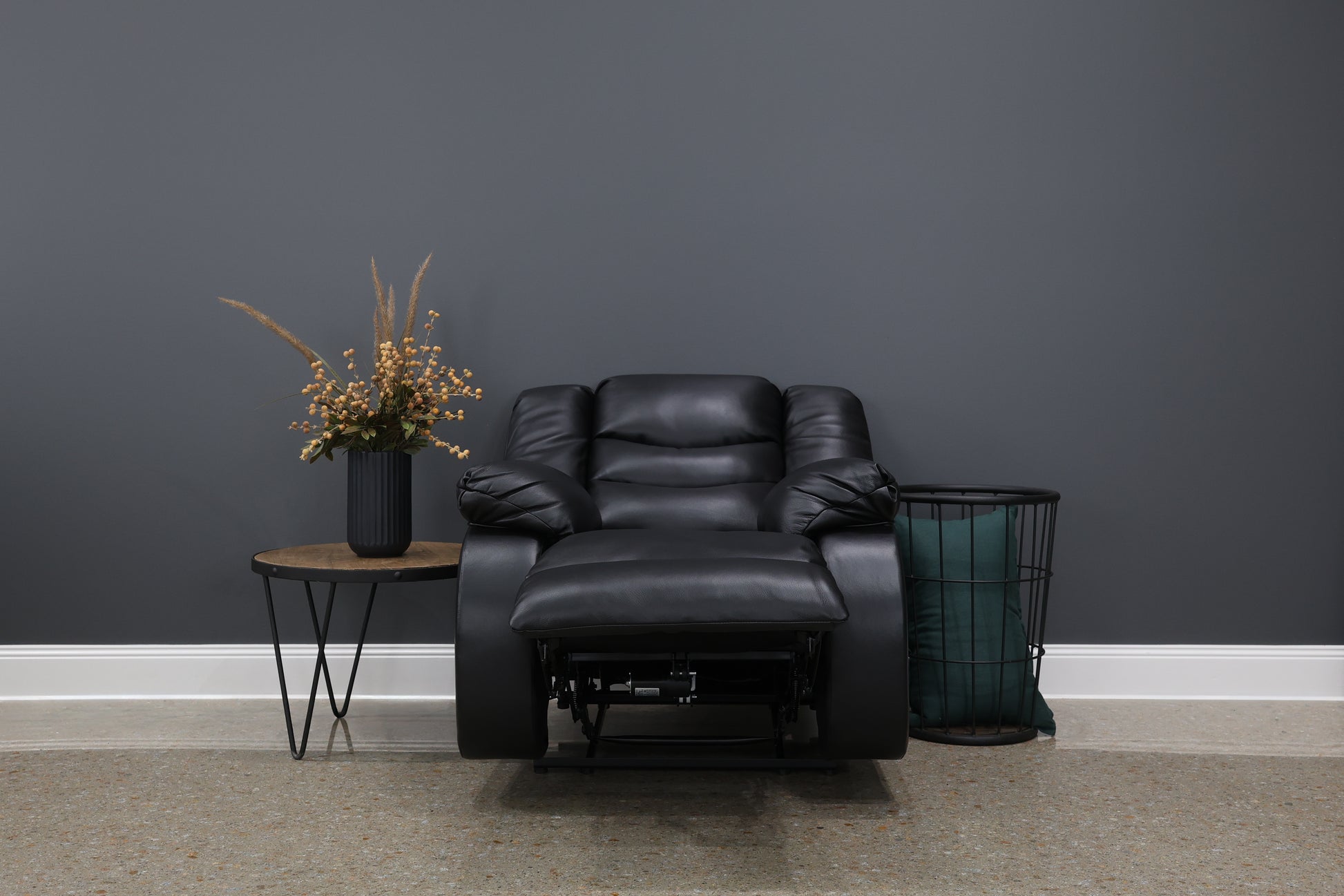 Werribee Power Recliner - Black Leather