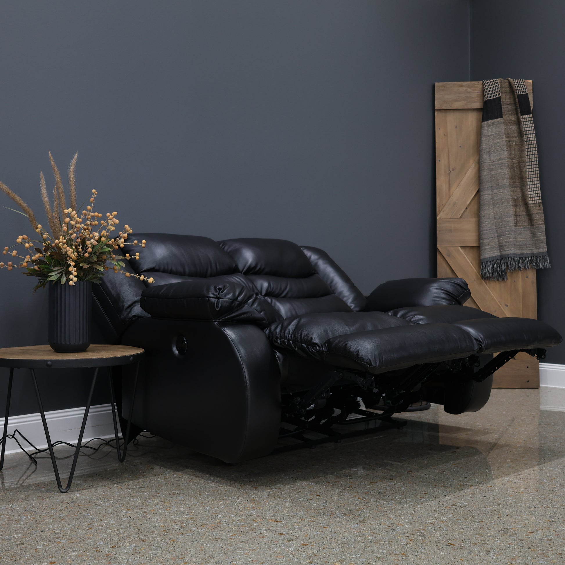 Werribee Electric Reclining Loveseat - Black Leather