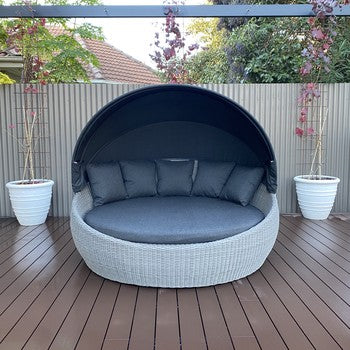 Portsea Large Day Bed - Brushed Grey (With Cove)