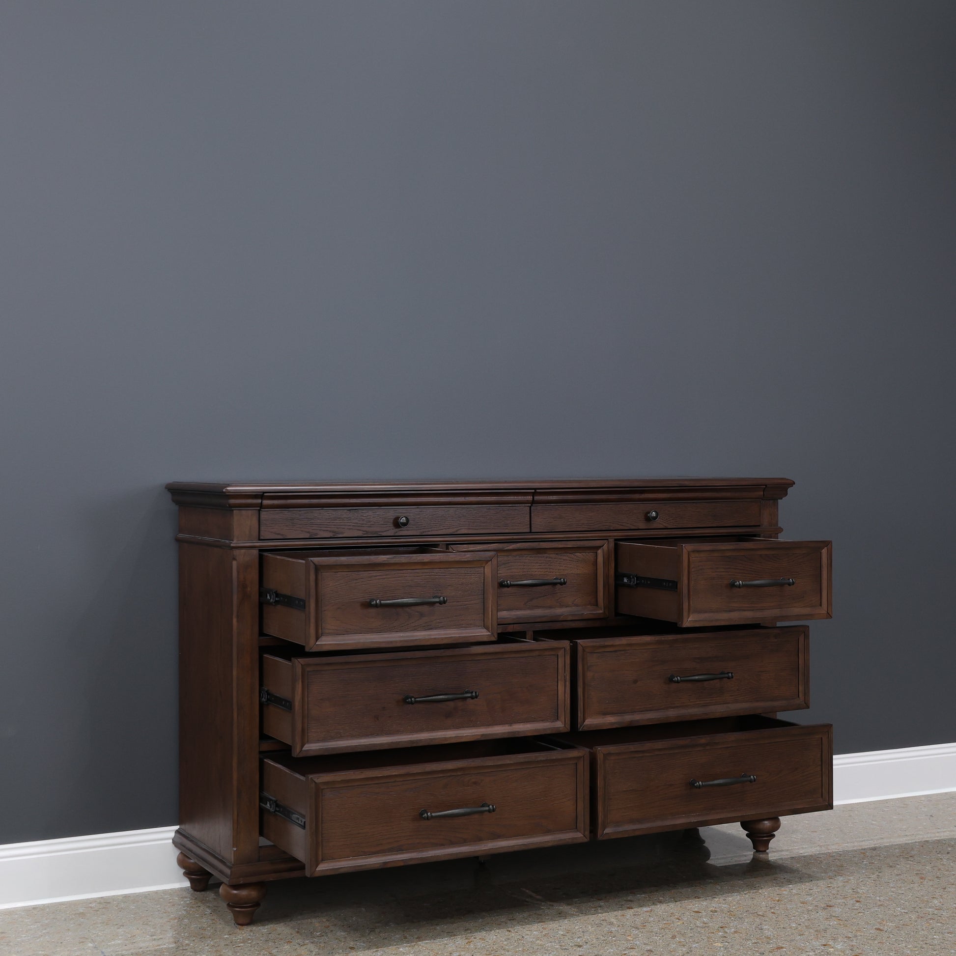 Melton Dresser w/ 9 Drawers - Dark Auburn
