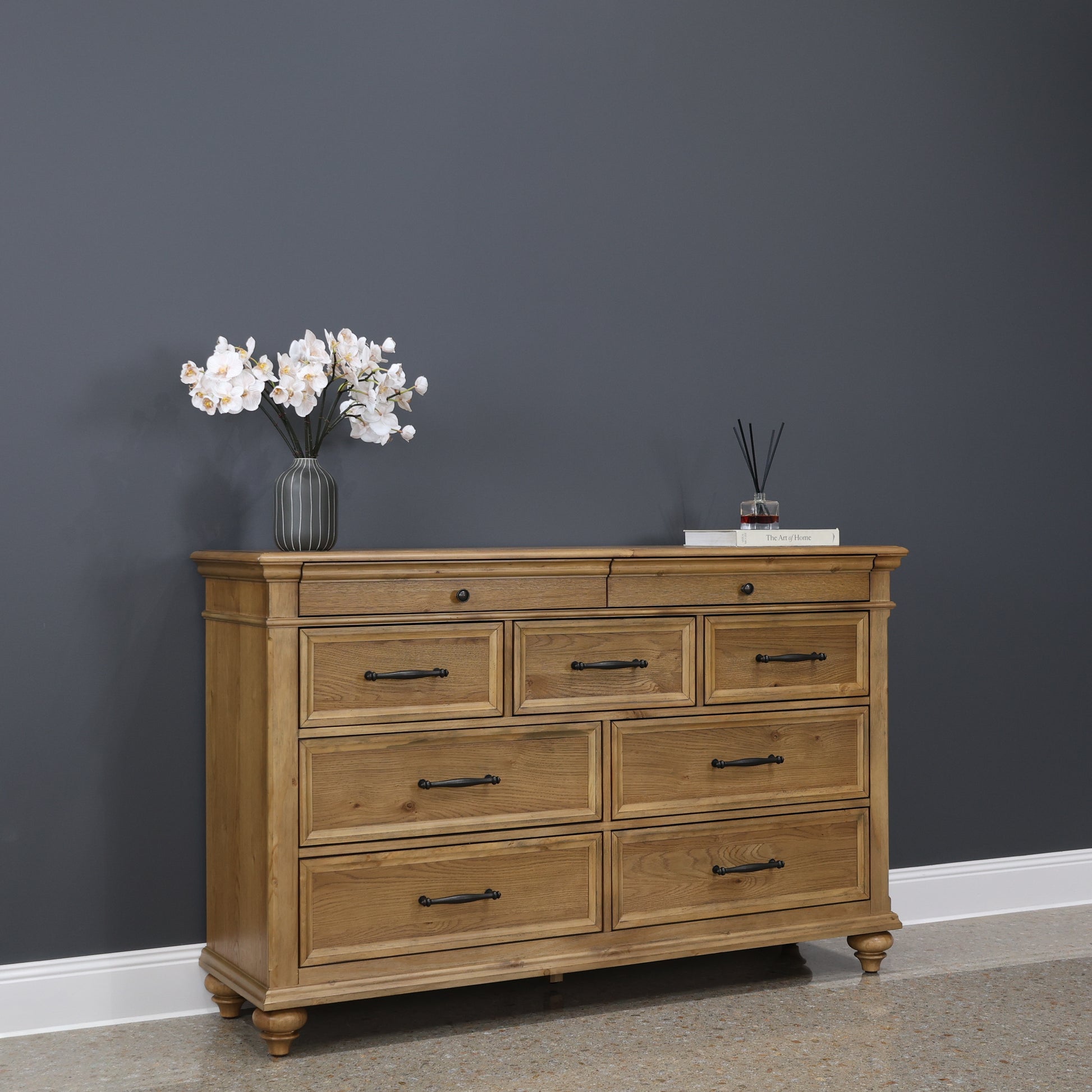 Melton Dresser w/ 9 Drawers - Golden Rustic Oak
