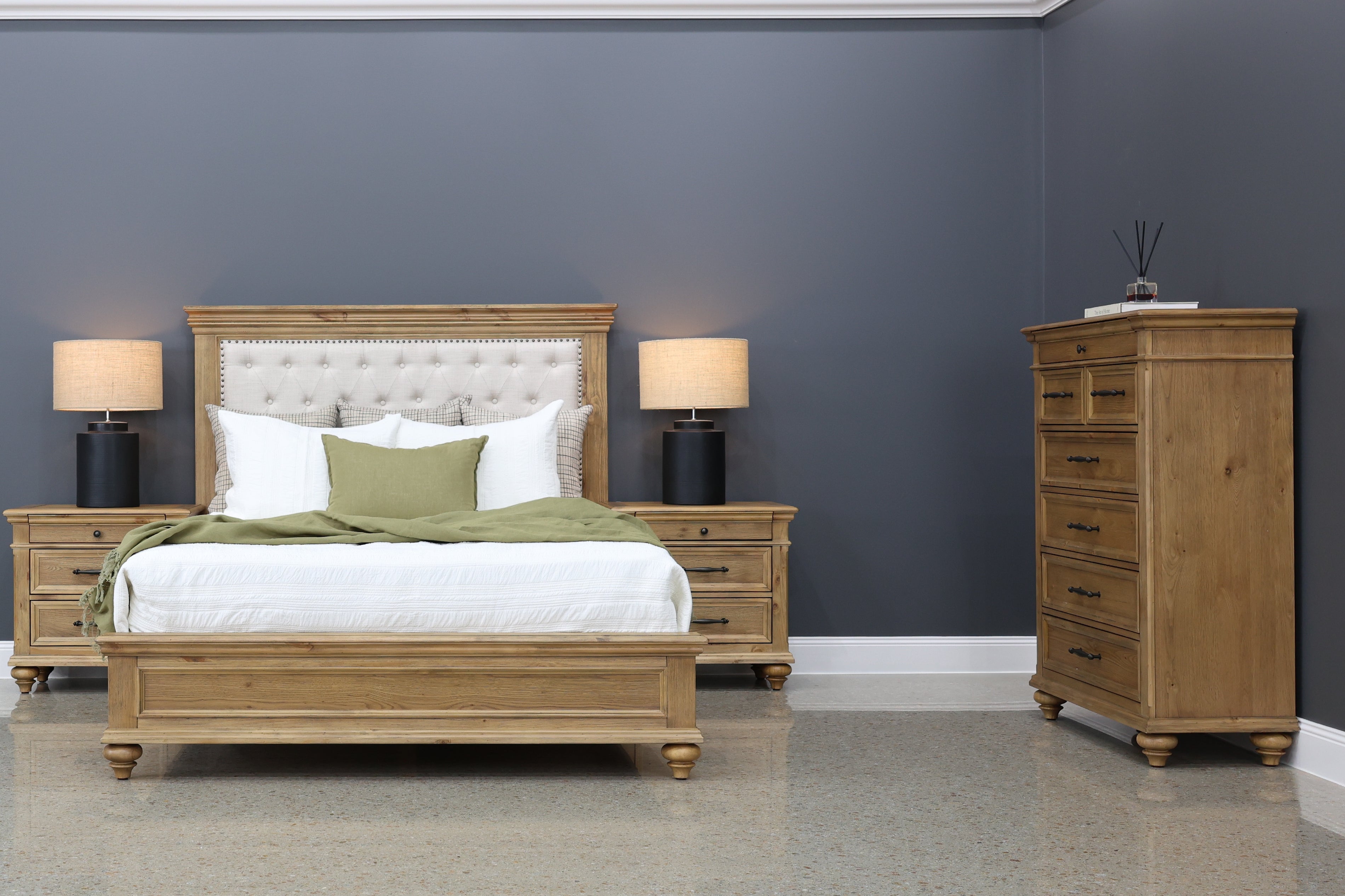 Melton Tallboy - Golden Rustic Oak