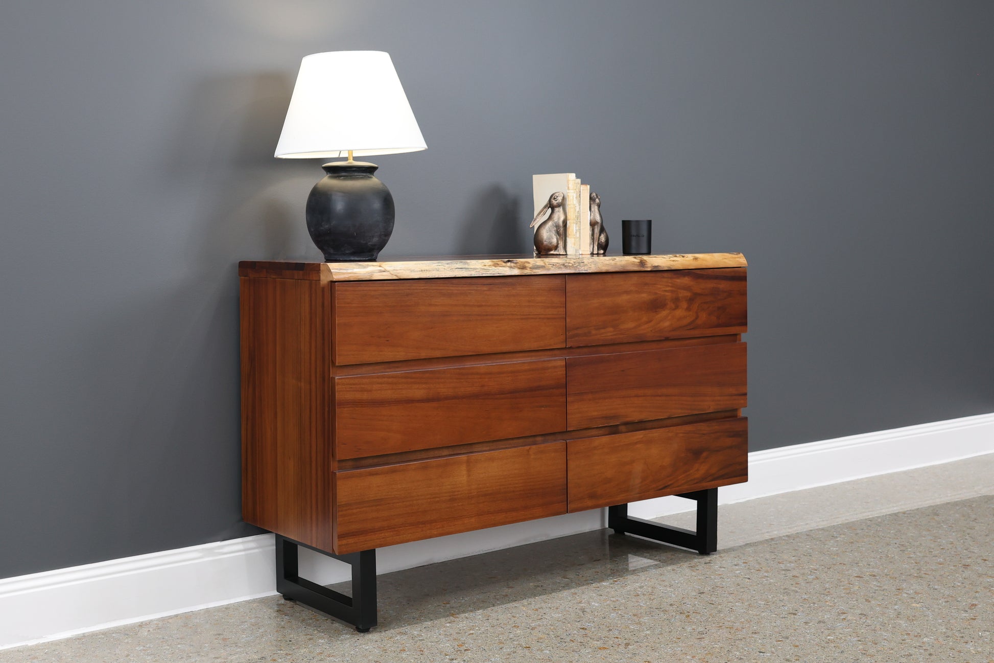 Dark Valley Dresser 6 Drawers