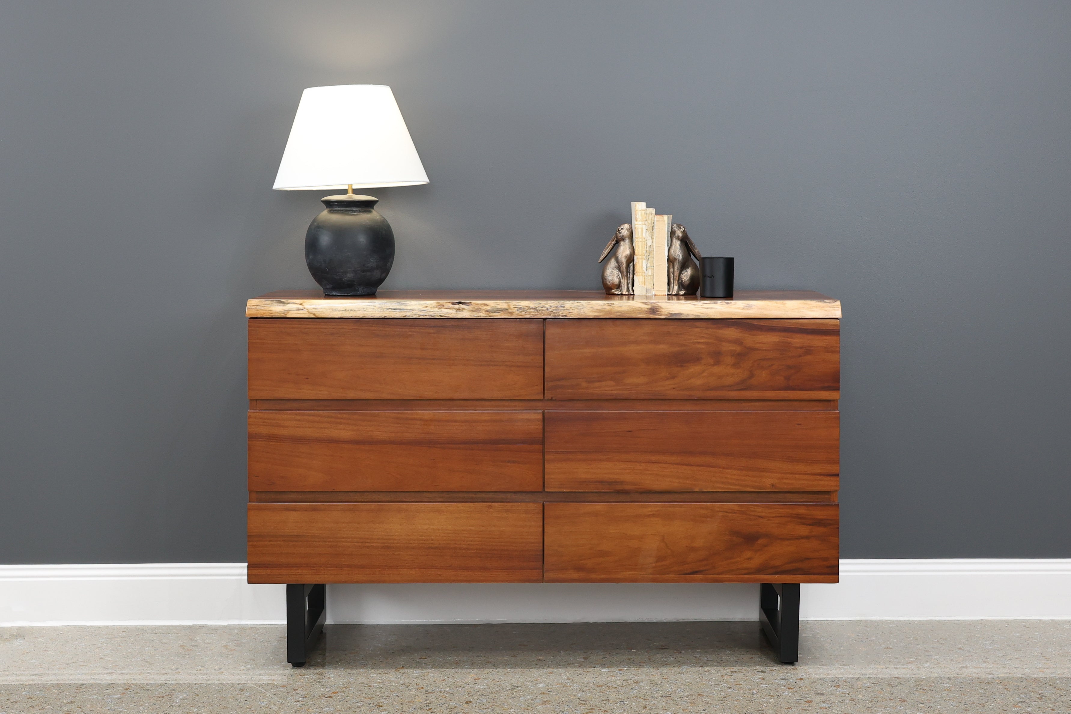 Dark Valley Dresser 6 Drawers