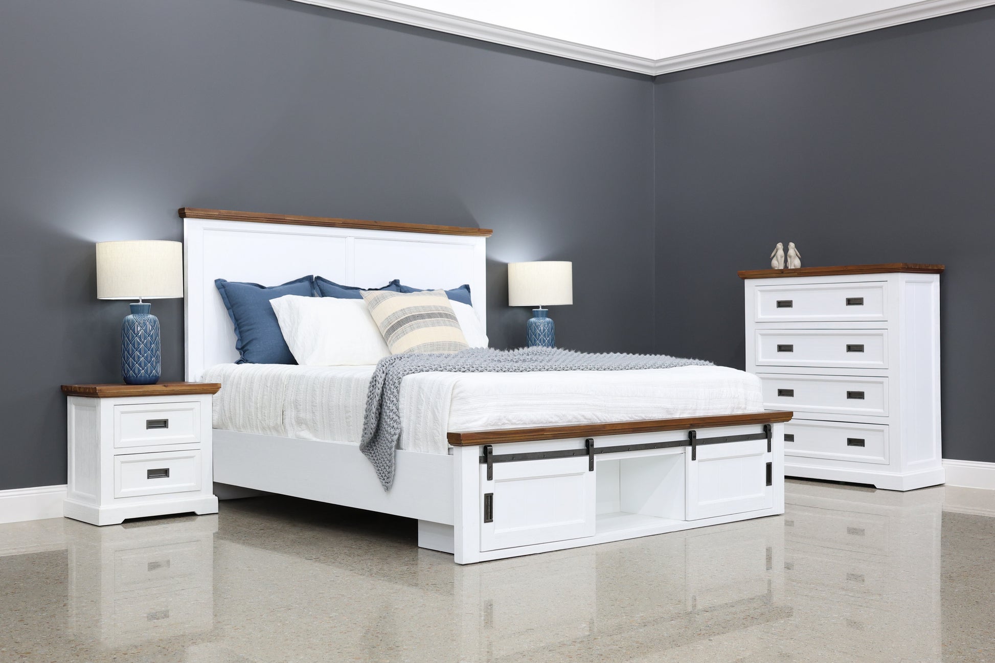 Provedore Two Tone Bed w/ 2 Sliding Barn Doors