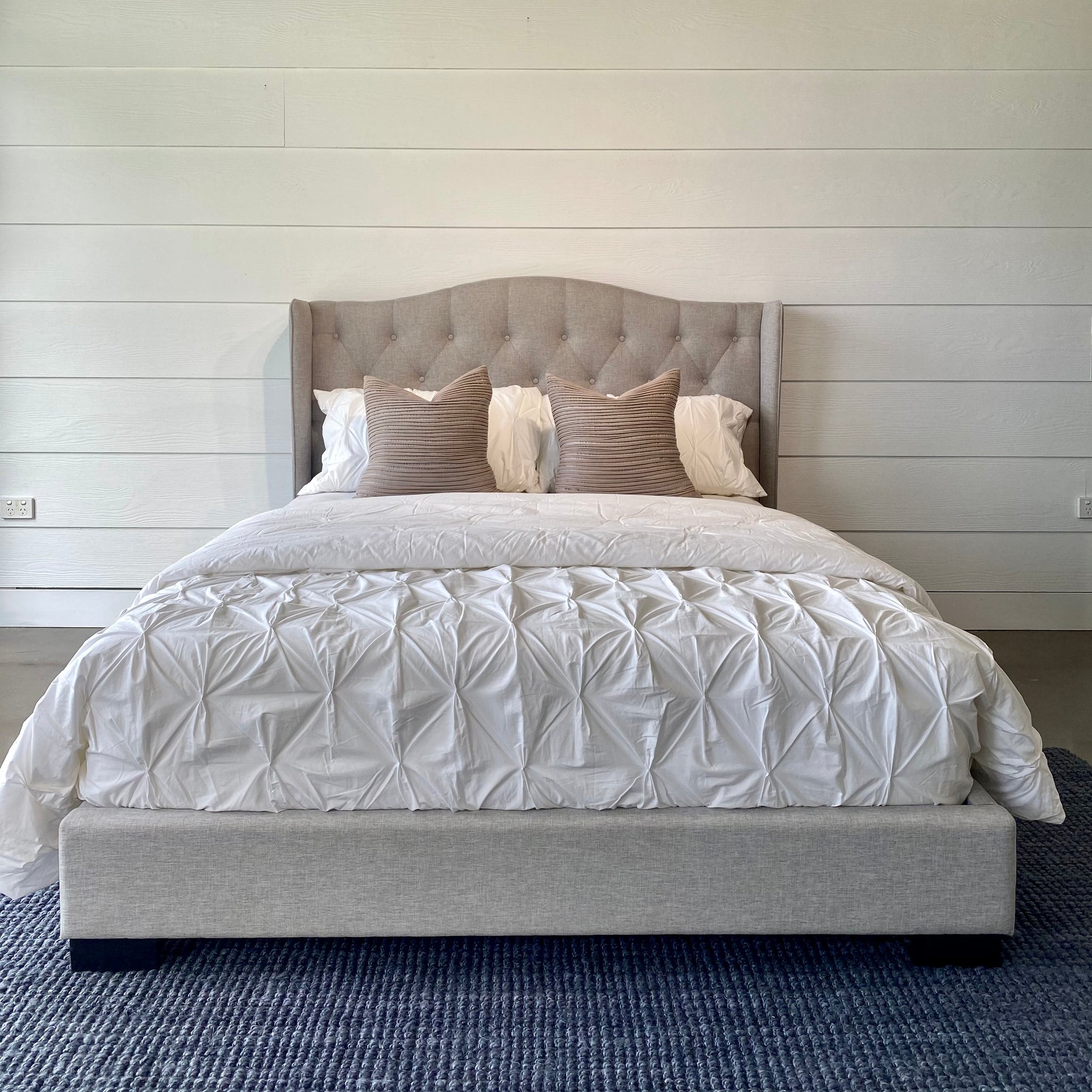 Memphis Bed Winged - Soft Grey