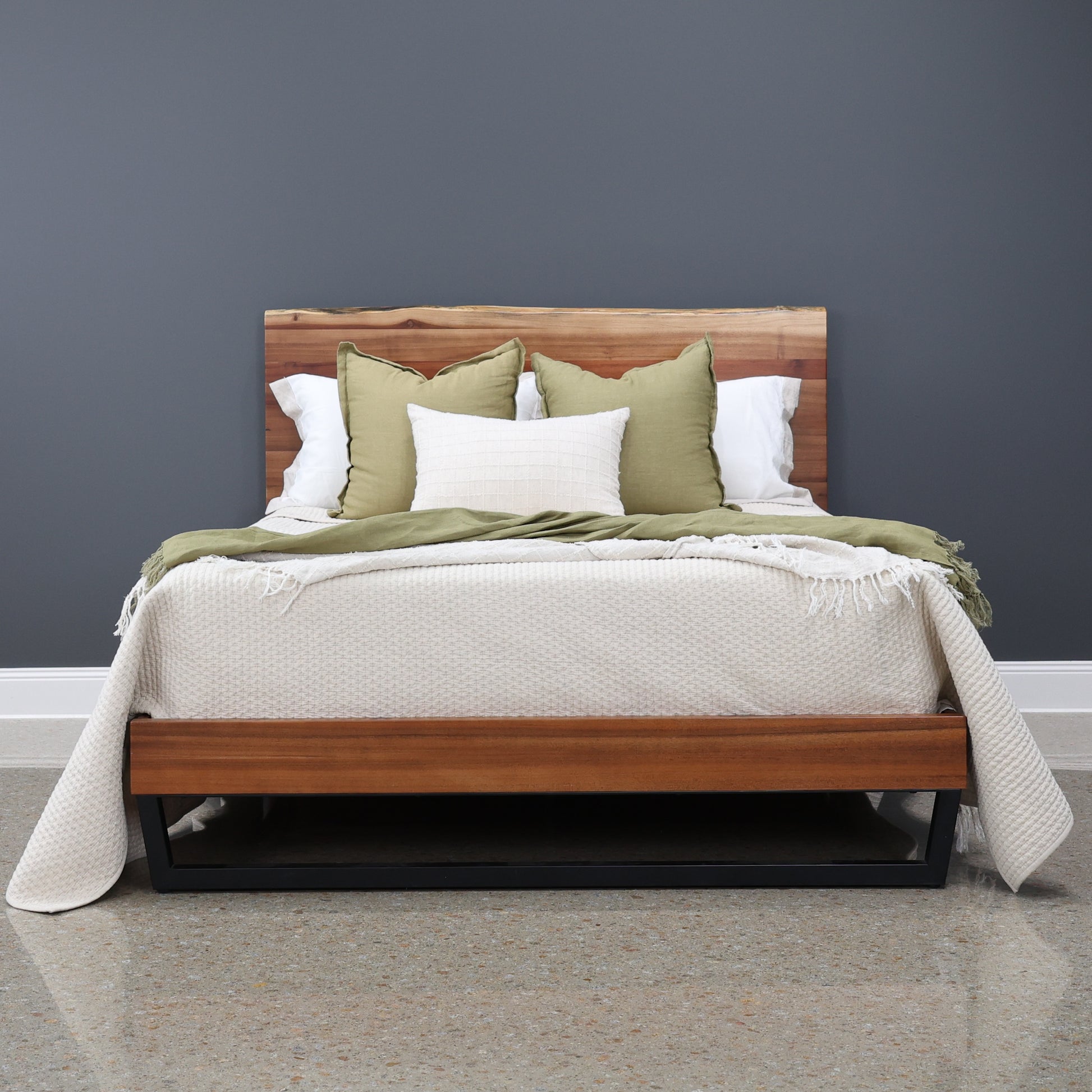 Dark Valley Bed
