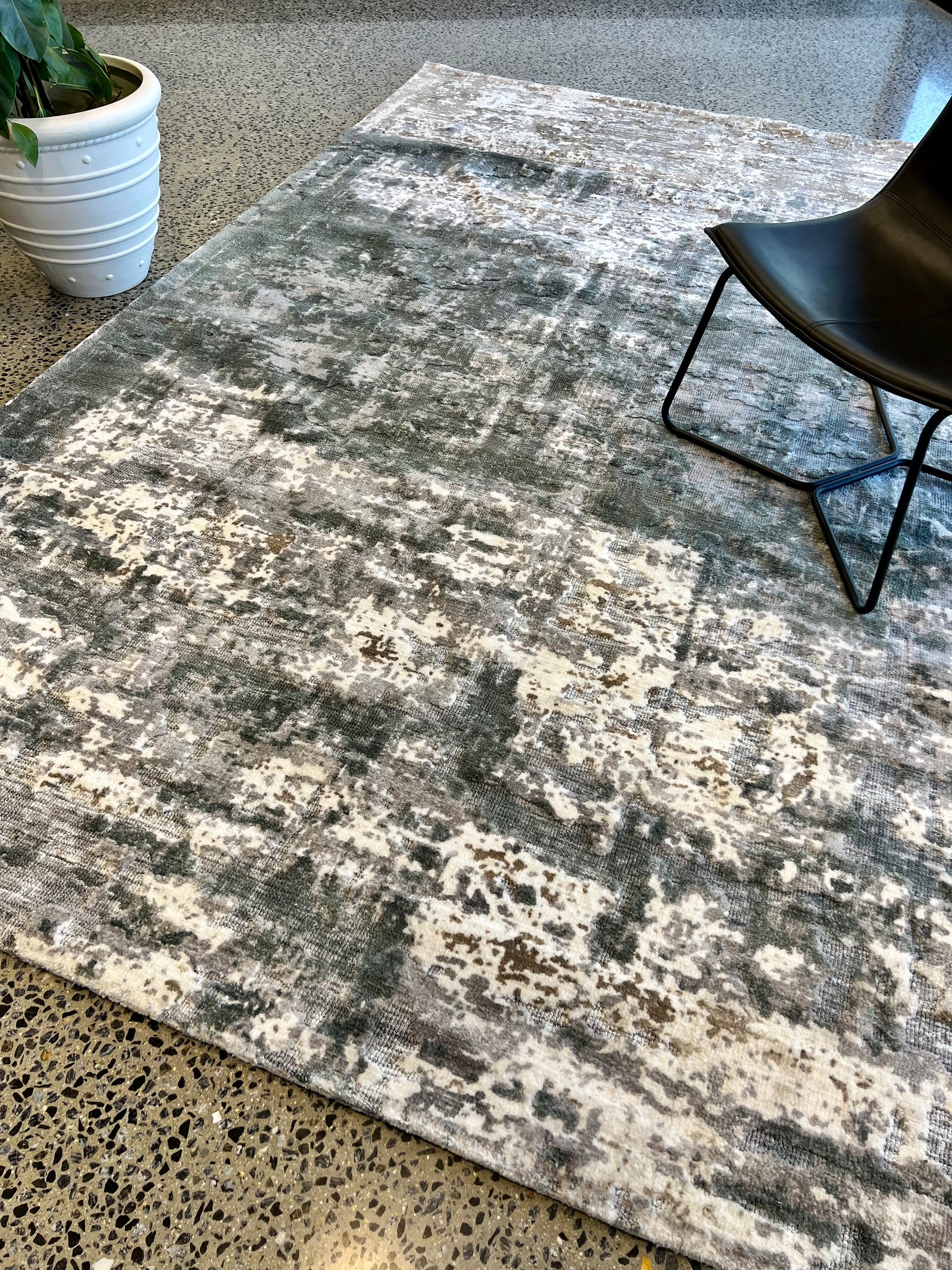 Seymour Rug - Silver Grey