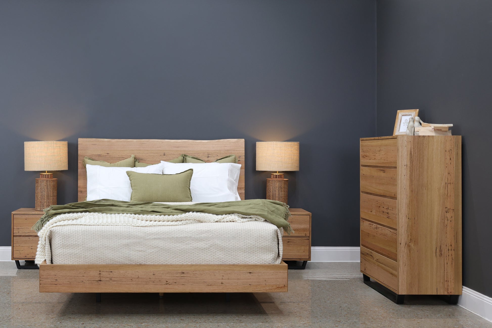Peninsula Tallboy