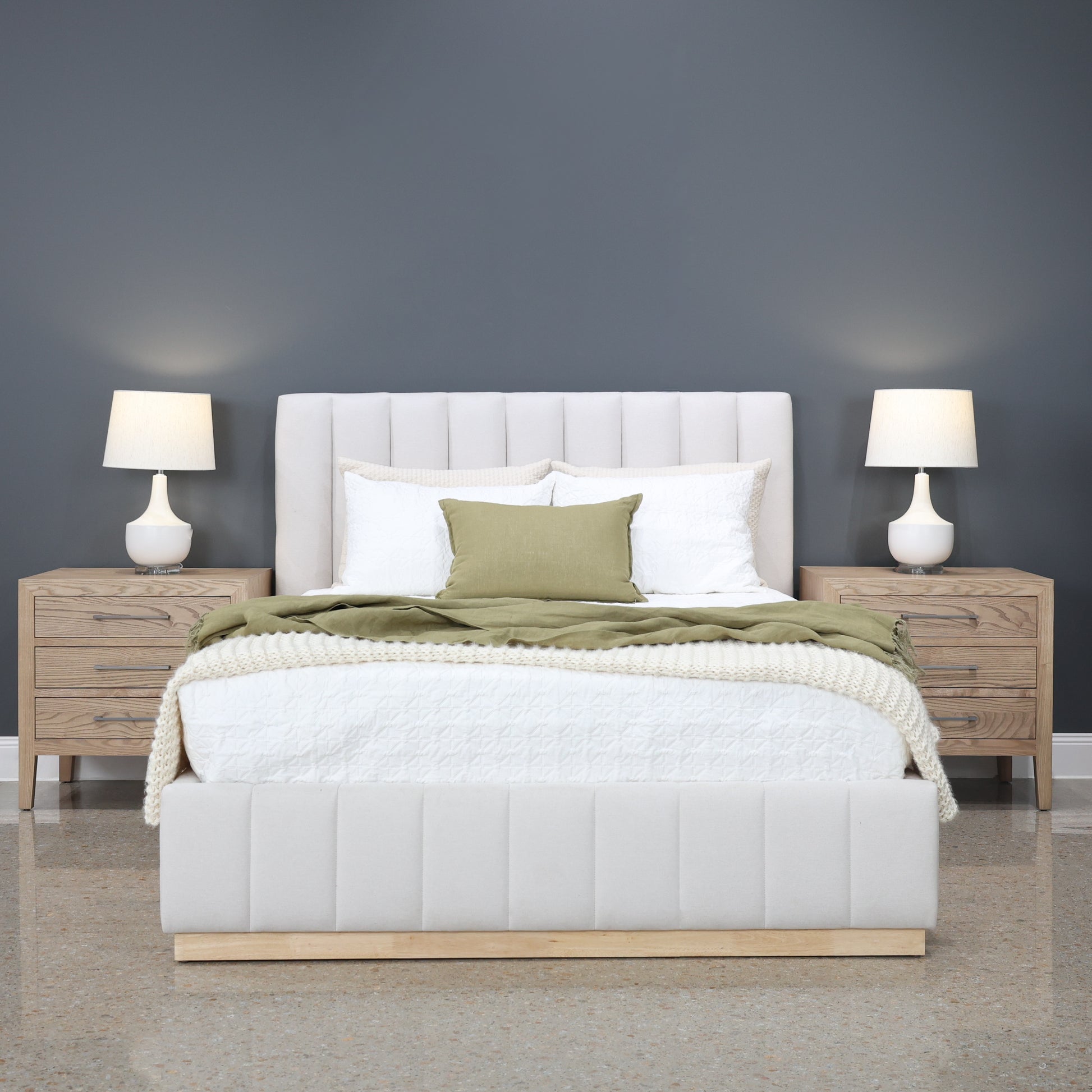 Melbourne Bed - Natural