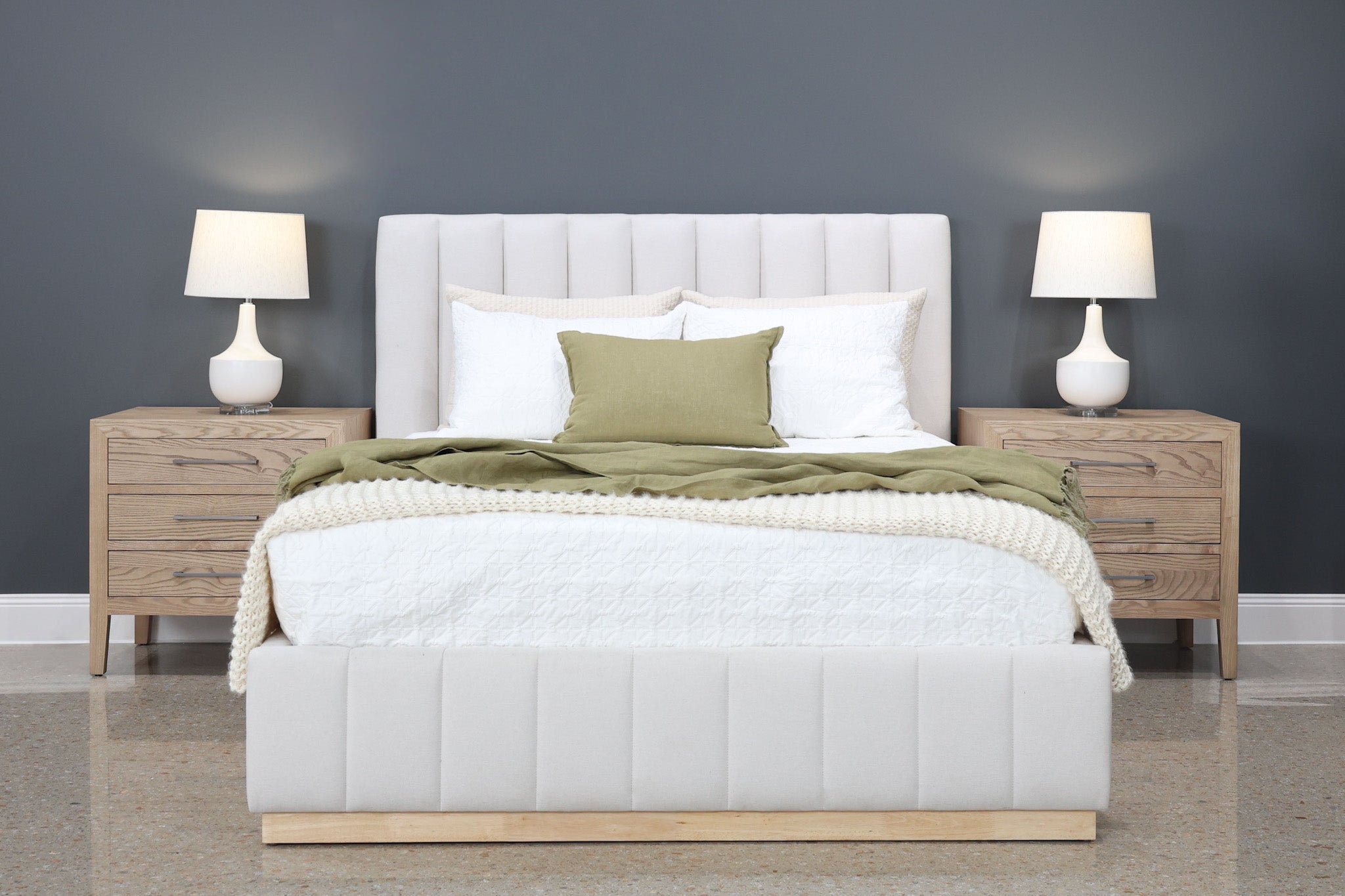 Melbourne Bed - Natural