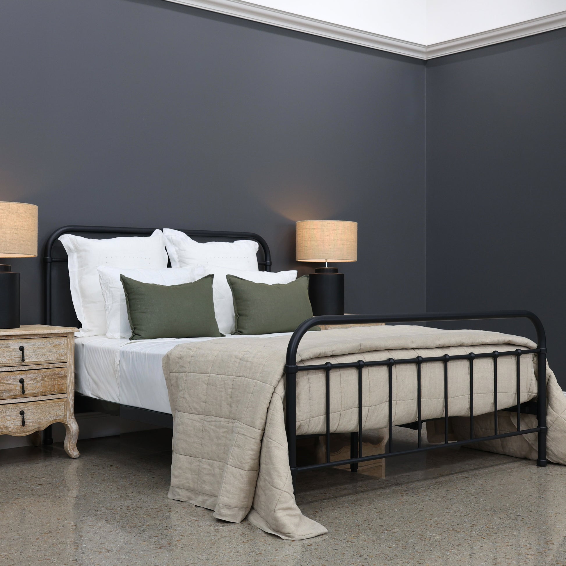Sydney Bed - Black