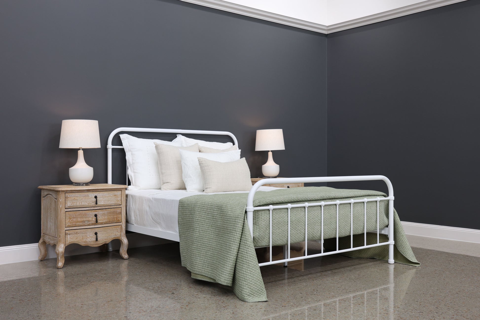 Sydney Bed - Antique White