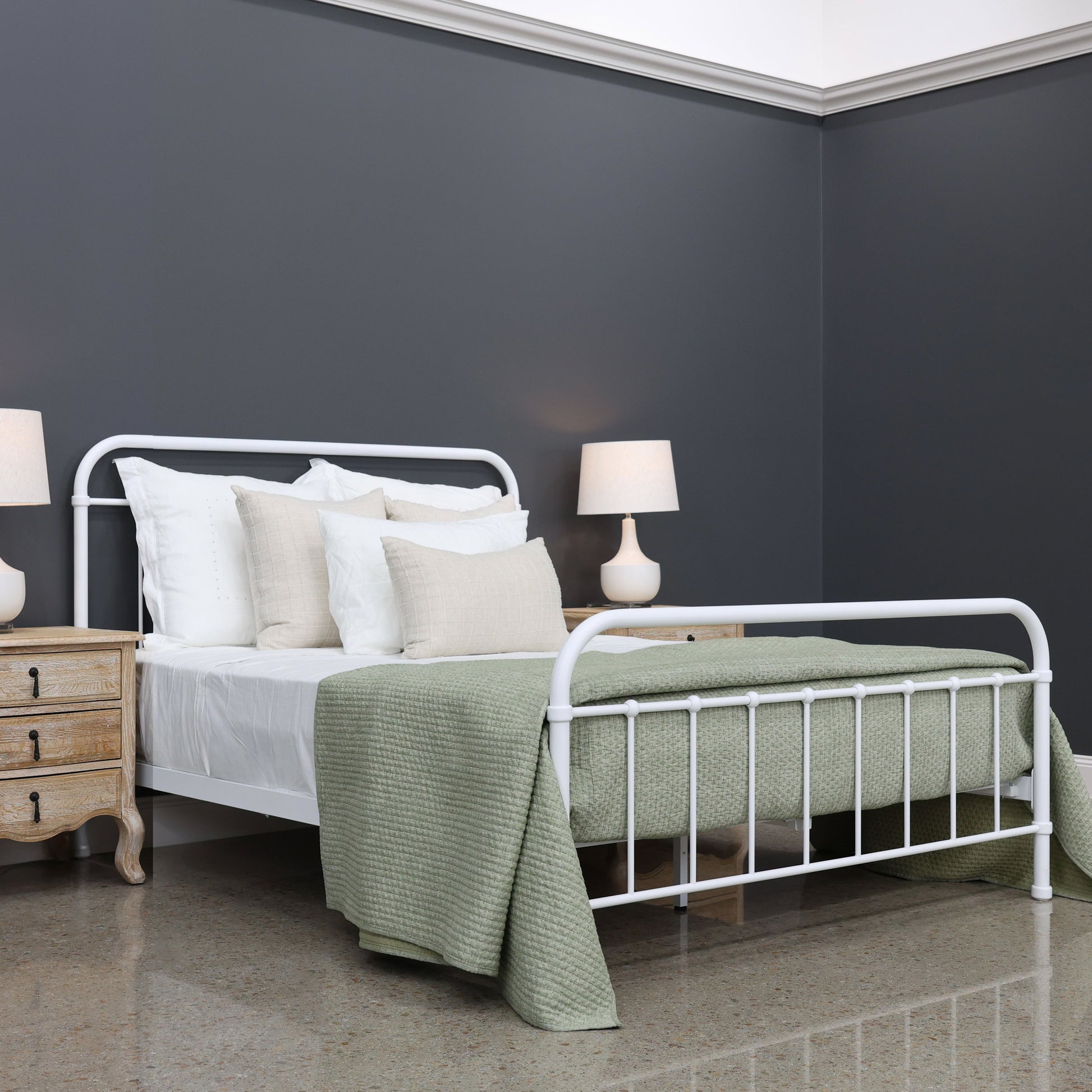 Sydney Bed - Antique White